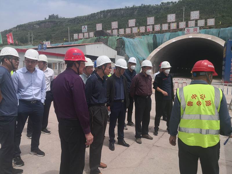 山東高速集團對臨臨項目進行隧道工程專項檢查