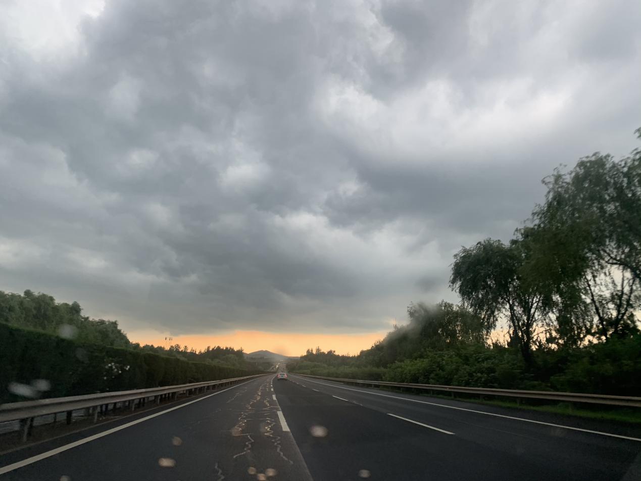 堅定信念，筑牢信仰之根