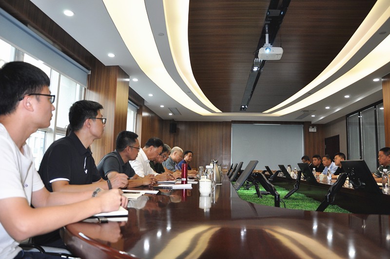 山東公路協(xié)會(huì)、淄博市科協(xié)等專(zhuān)家一行蒞臨我公司開(kāi)展考察指導(dǎo)工作