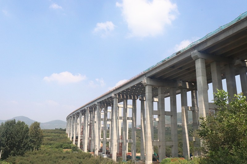 1、瓦日鐵路公鐵立交橋_副本