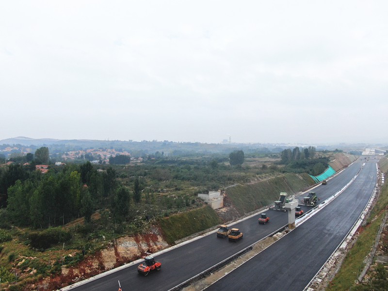 5、施工起點(diǎn)至Y021分離立交處油層施工_副本