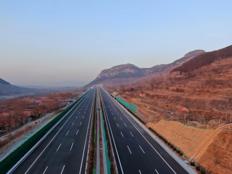 我們這一年——臨臨高速項目李慧潔