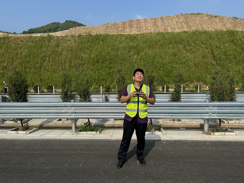 項(xiàng)目部宣傳李炎_副本