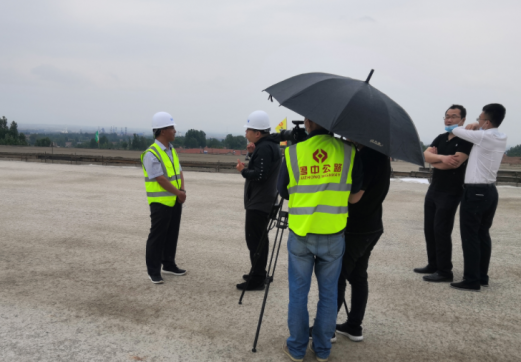 齊魯交通發(fā)展集團(tuán)電視臺來我標(biāo)段進(jìn)行采訪