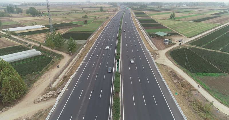 京滬高速改擴(kuò)建、嵐羅高速、濟(jì)南大東環(huán)、濰日高速濰坊連接線四項(xiàng)目正式通車(chē)