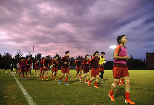 鏗鏘玫瑰——中國(guó)女足