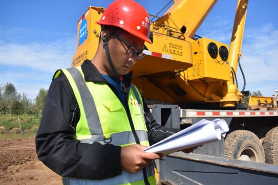 公路人的故事：恪守對公路事業(yè)的承諾---李文東