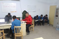 基礎(chǔ)工程分公司路基三分部召開S102項(xiàng)目安全專題會(huì)議