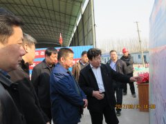 市紀(jì)委、市公路局領(lǐng)導(dǎo)視查S102濟(jì)青線公路建設(shè)情況