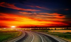 工作著，快樂著