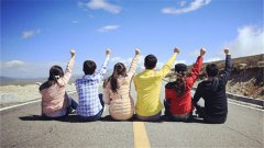 少年回頭望，笑我還不快跟上