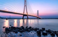 世間所有的相遇，都是久別重逢