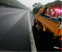 高速養(yǎng)護(hù)“365”，一直在堅守