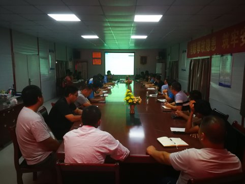 江西項目開展“攻堅100天勞動競賽”，掀起路面施工大干高潮