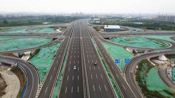 雙魯立交主路、輔路、匝道全面通車