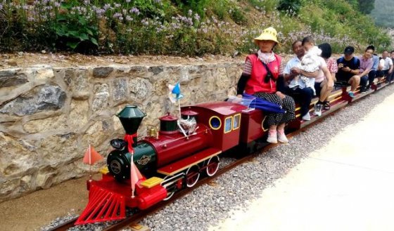 【抓作風(fēng) 創(chuàng)效益】臨臨高速：貫通山區(qū) 打開(kāi)經(jīng)濟(jì)發(fā)展快速通道