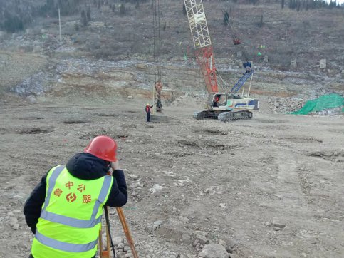 【臨臨風(fēng)采】臨臨六標(biāo)項目部YK99+789蓋板涵地基強夯首件施工